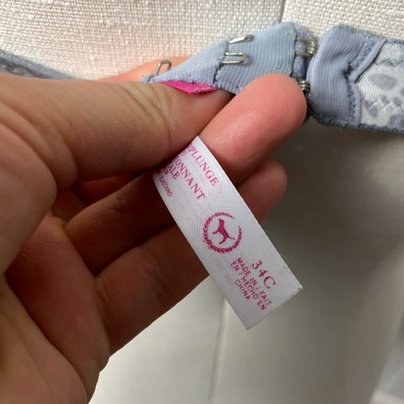 🌸Spring Sale 50% Off🌸 Pink Heartbreaker! Plunge Push-Up - Picture 4 of 5